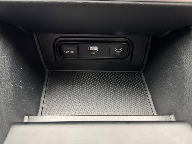 Used 2023 Kia Sportage LX image 18