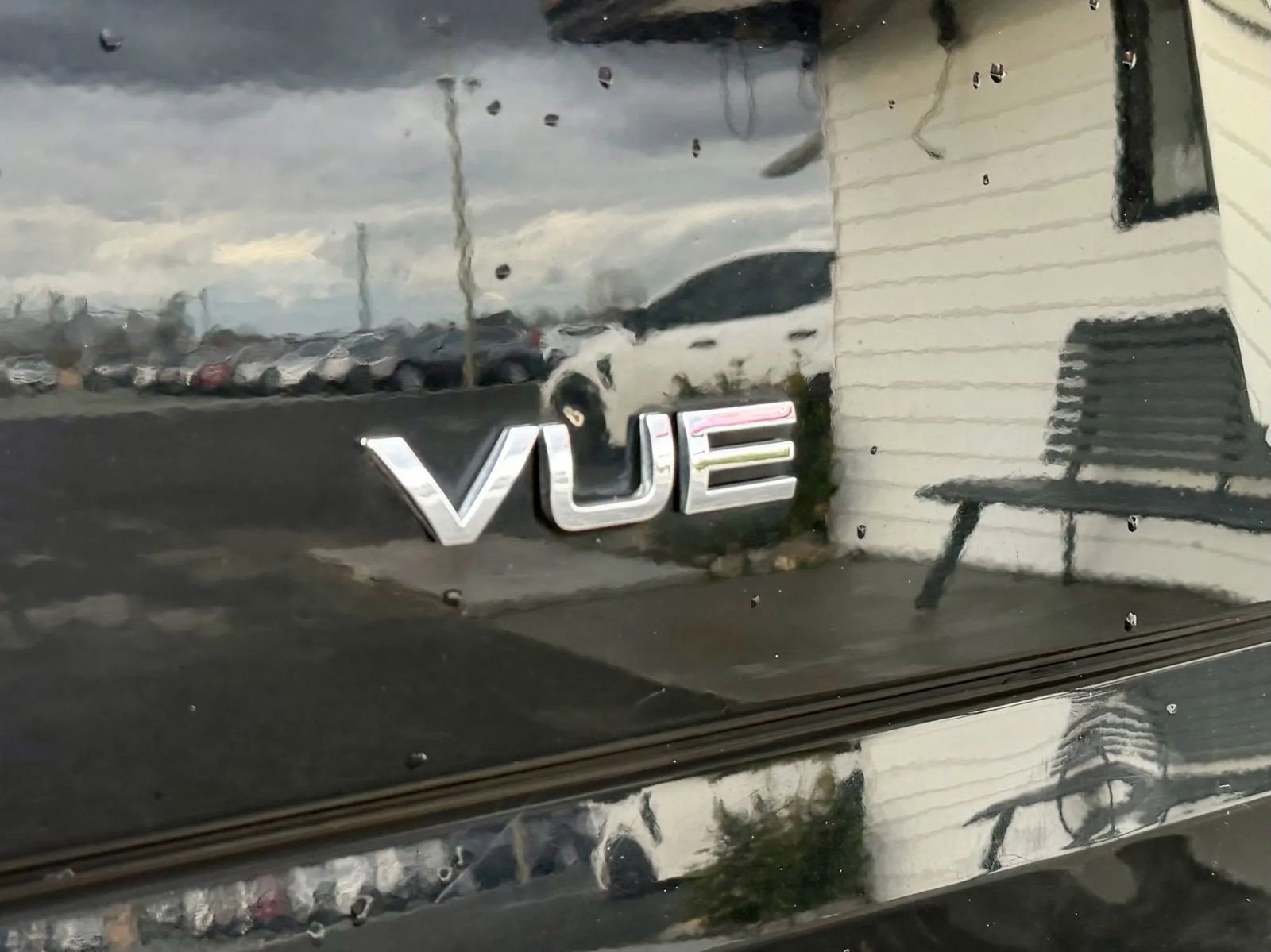 Used 2004 Saturn Vue AWD V6 w/ Leather Appointments Pkg image 6