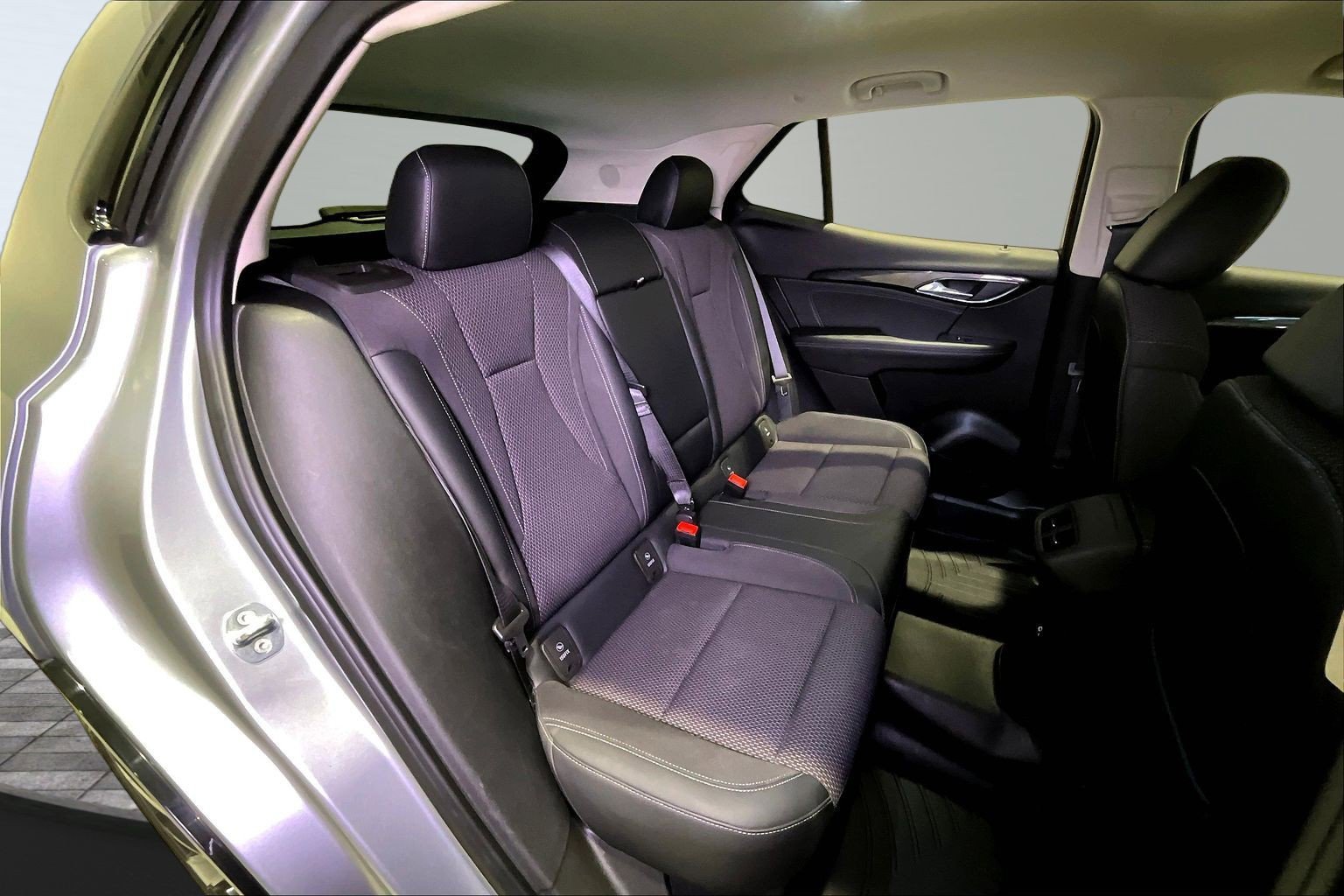 Used 2023 Buick Envision Preferred w/ Sport Touring Package AWD/4WD image 24