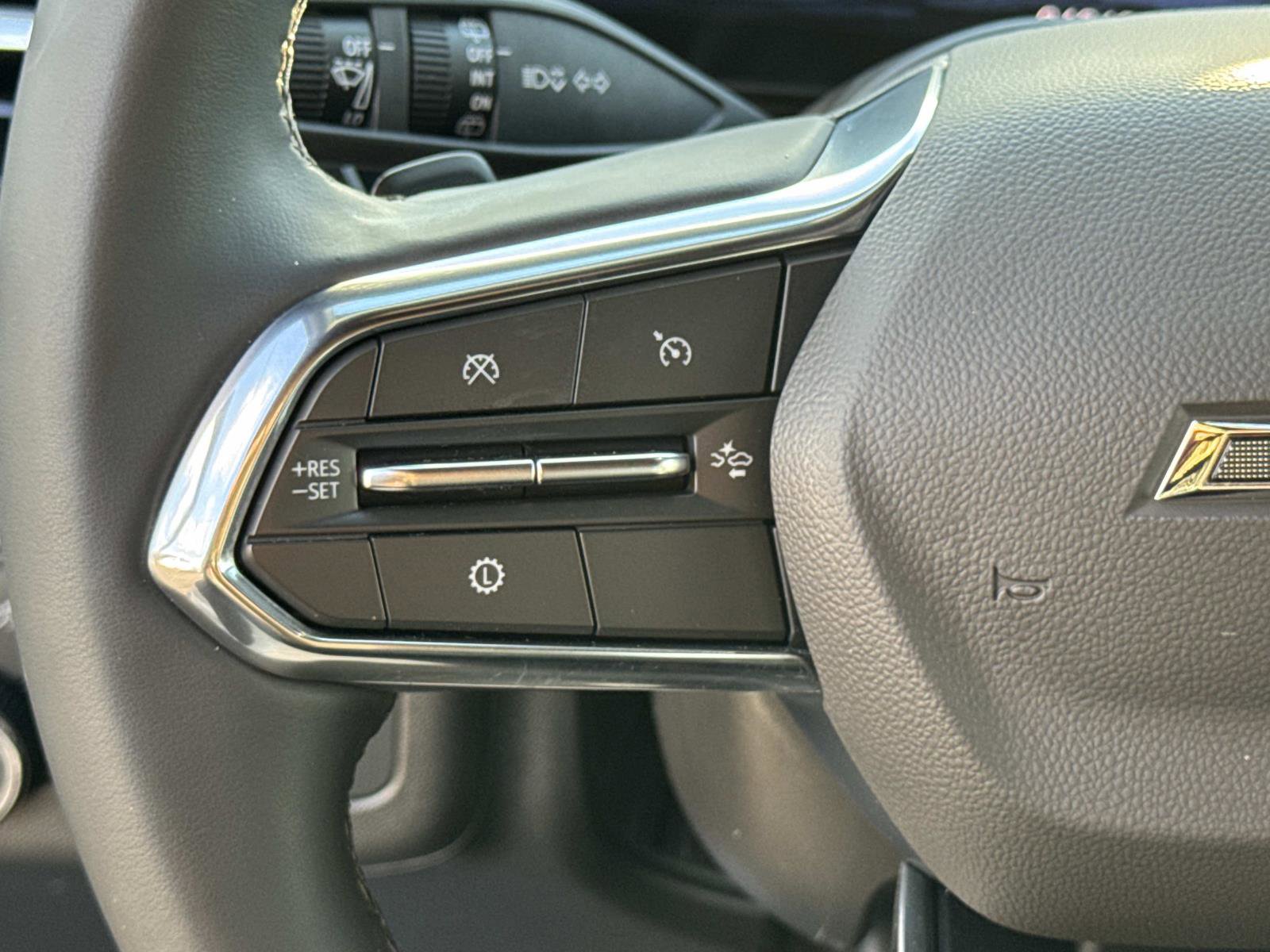 Certified 2025 Chevrolet Tahoe Z71 image 8