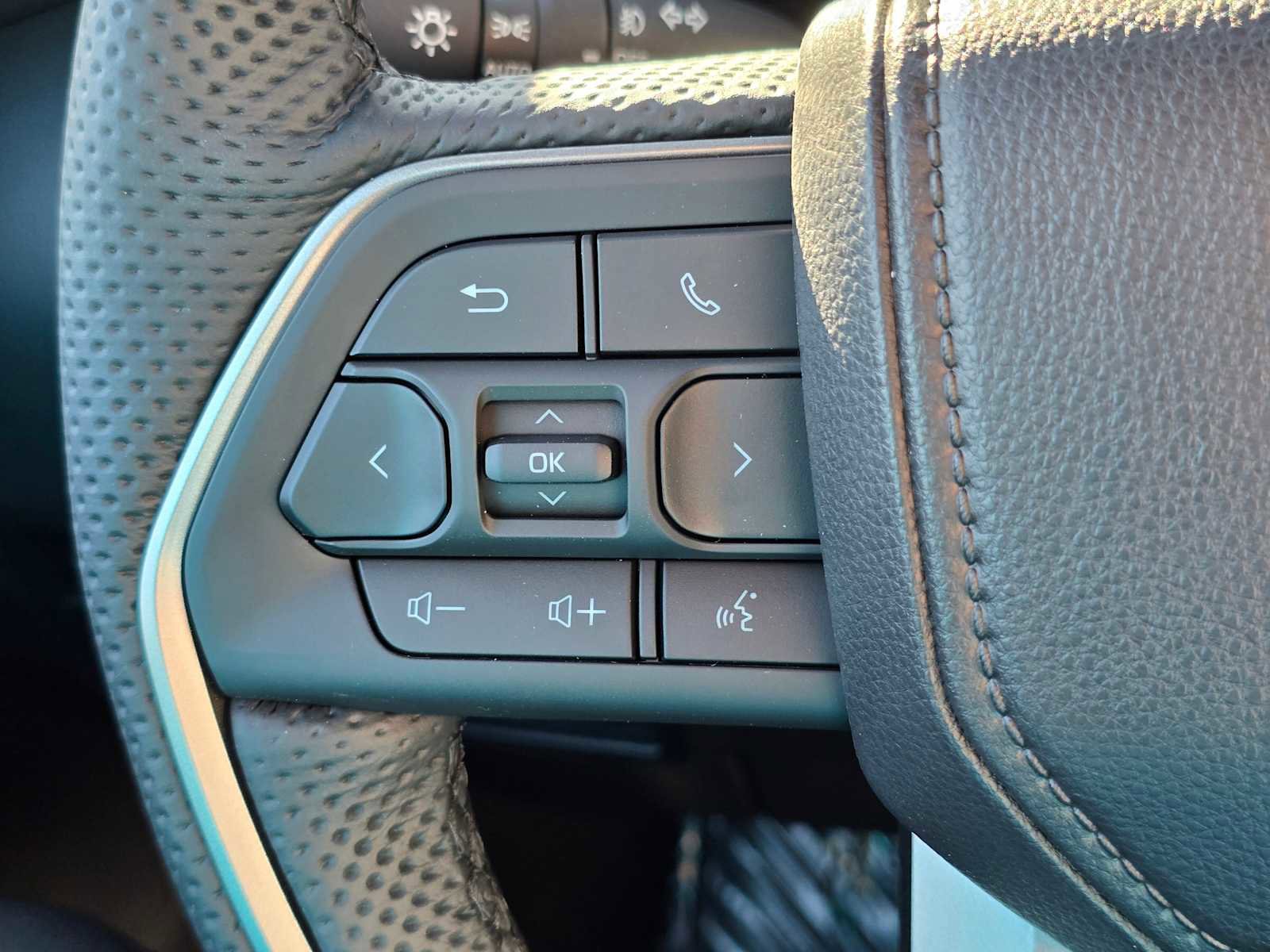 New 2026 Toyota Sequoia Limited w/ Tow Technology Package image 33