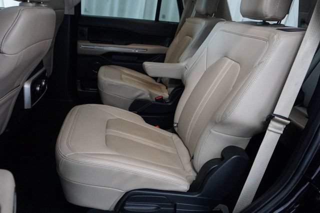 Used 2024 Ford Expedition Limited AWD/4WD image 13