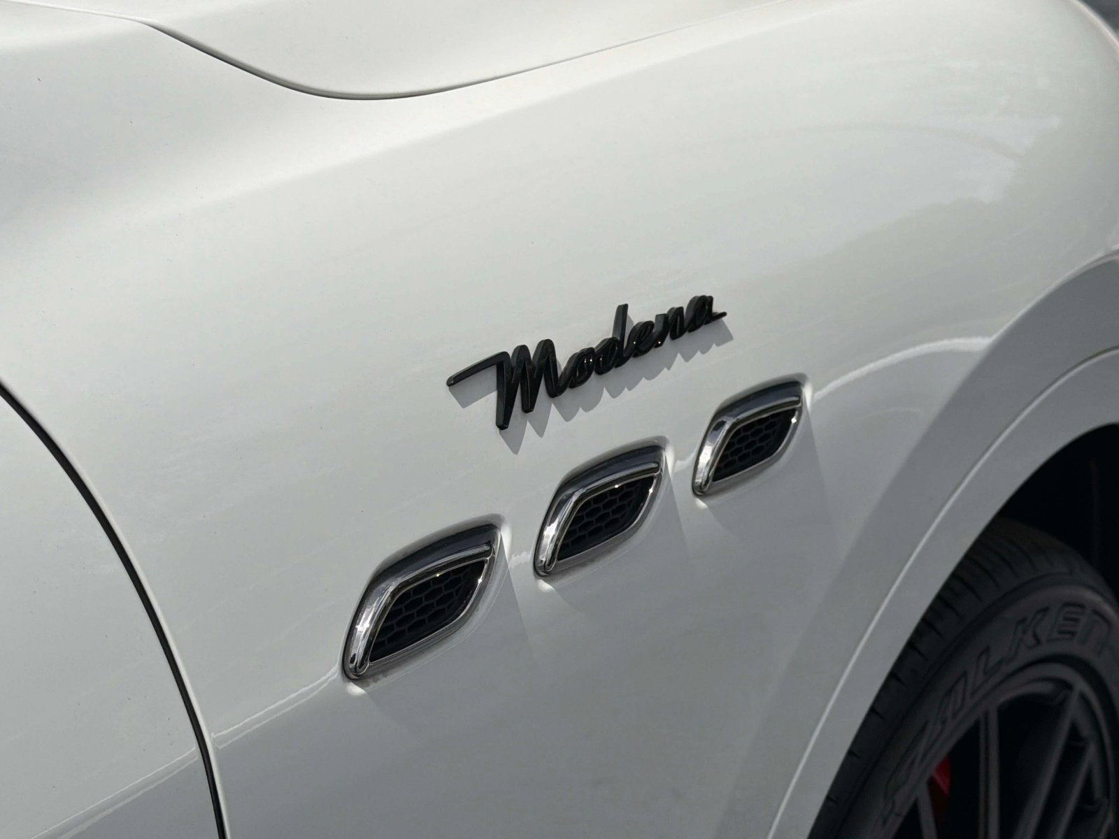 Used 2024 Maserati Levante Modena Ultima AWD/4WD image 22