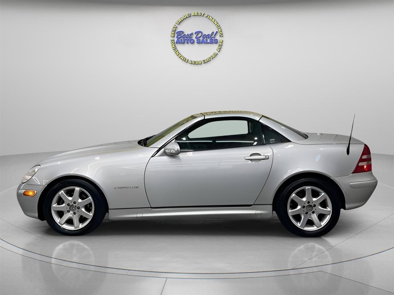 Used 2002 Mercedes-Benz SLK 230 image 3