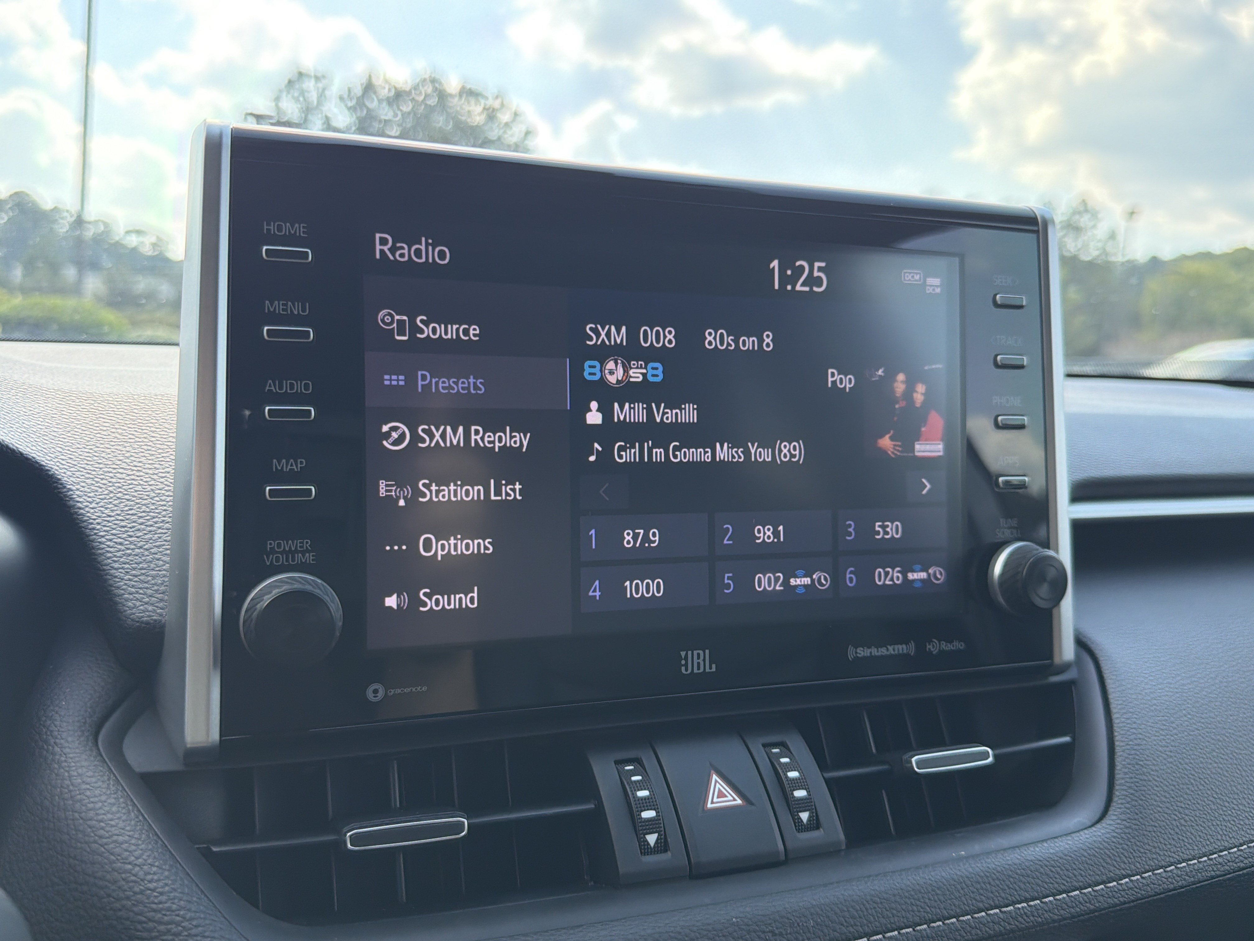Certified 2022 Toyota RAV4 XLE Premium AWD/4WD image 6