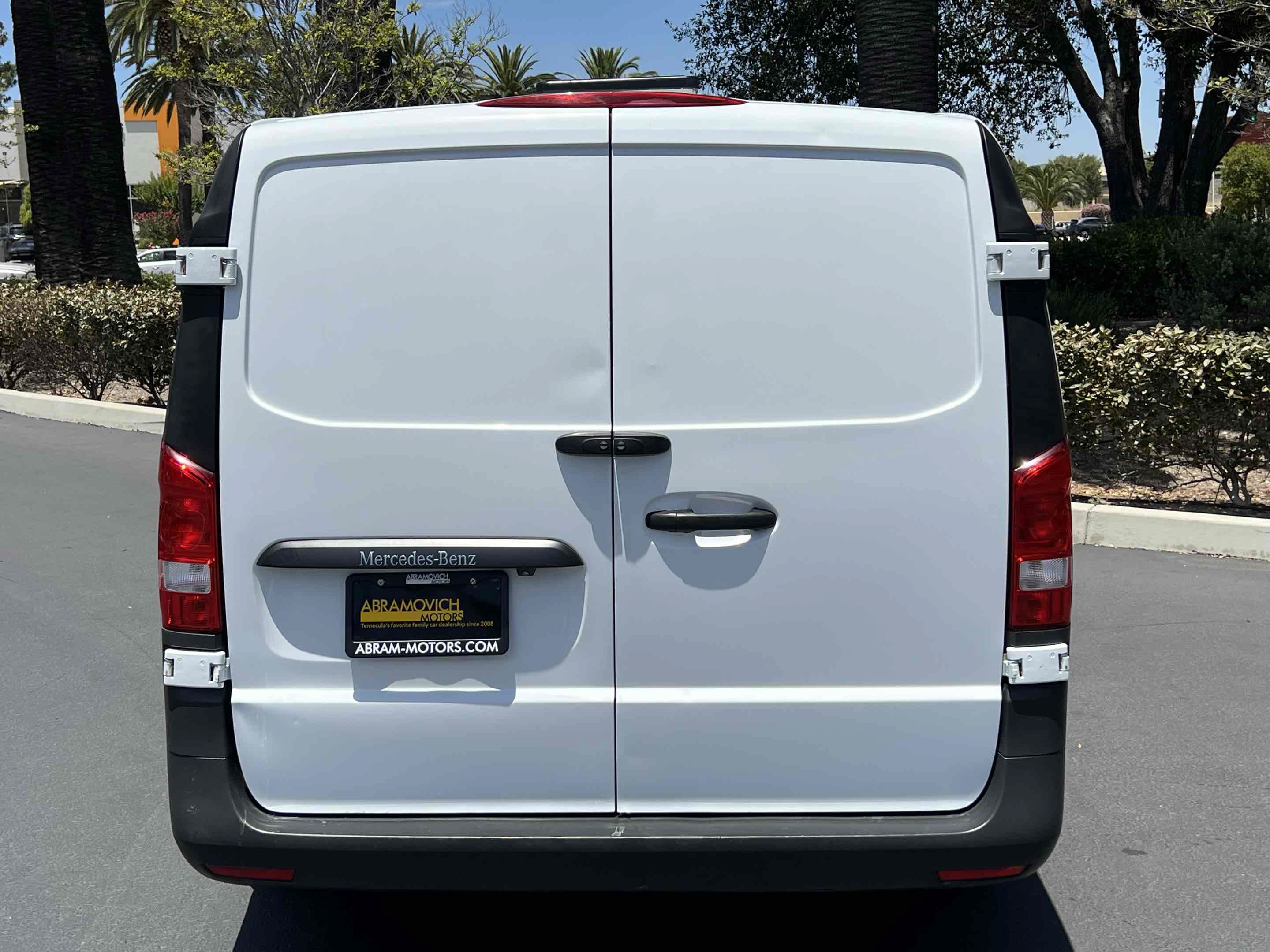 Used 2022 Mercedes-Benz Metris image 15