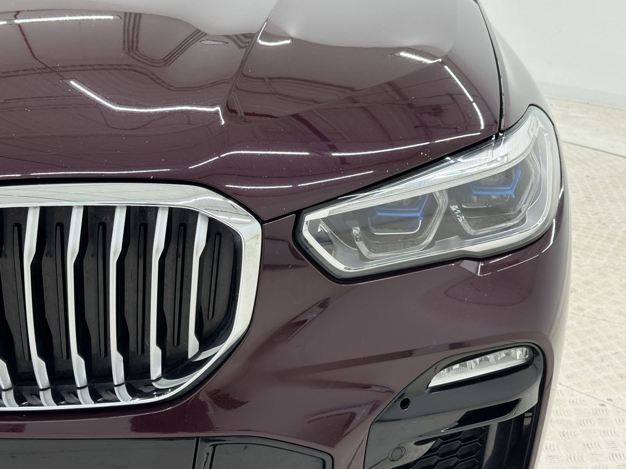 Used 2019 BMW X5 xDrive40i w/ M Sport Package AWD/4WD image 11