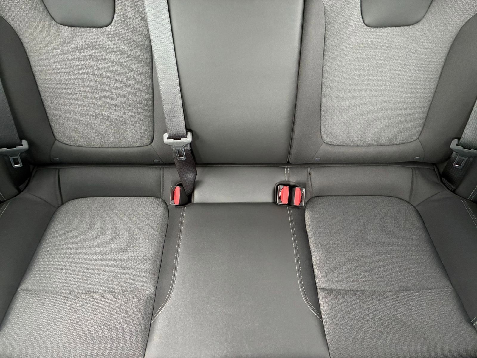 Used 2025 Buick Encore GX Preferred image 37