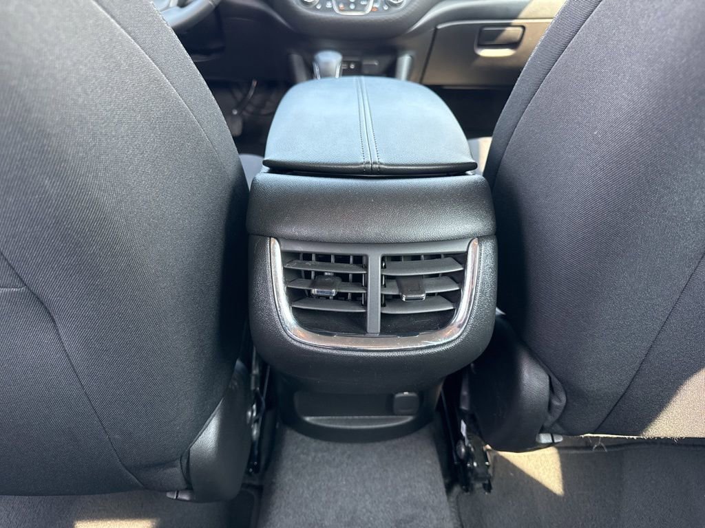 Used 2024 Chevrolet Malibu LT w/ Midnight Edition image 11