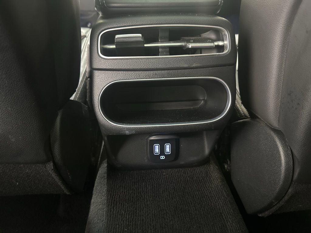 Used 2023 Genesis GV70 2.5T Select w/ Select Package image 29