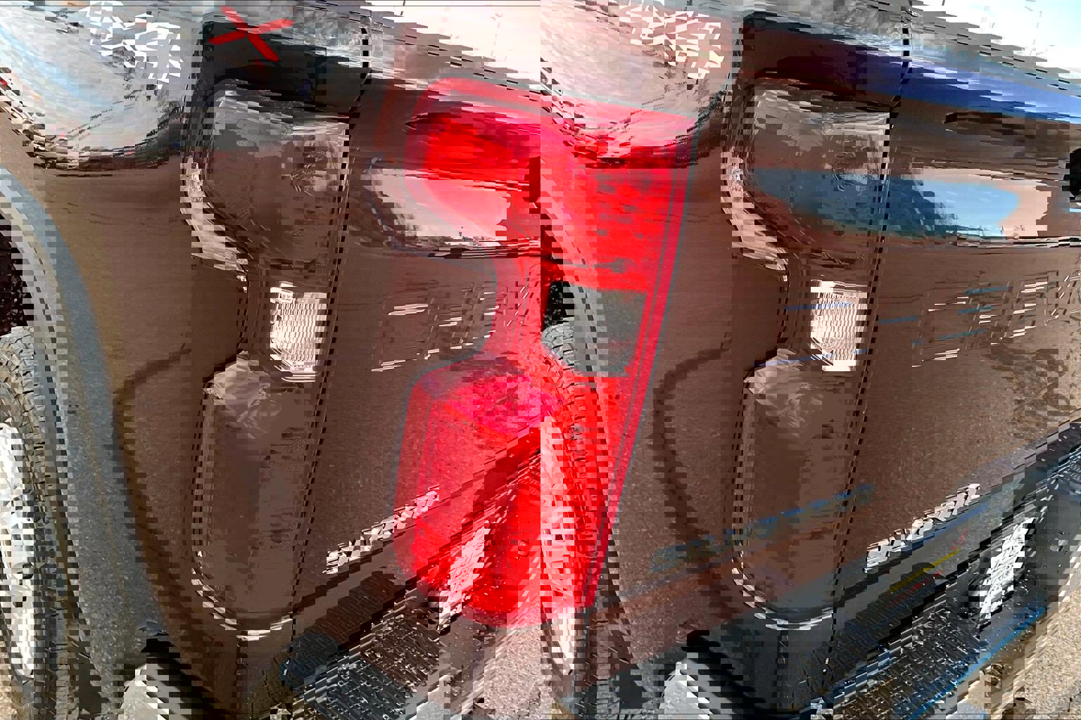 Used 2024 Chevrolet Silverado 2500 LT image 24