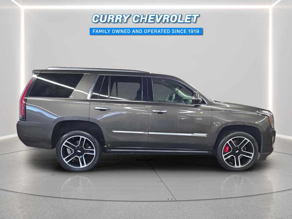 Used 2020 Cadillac Escalade Premium Luxury image 14