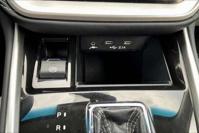 Used 2021 Subaru Outback Limited image 33