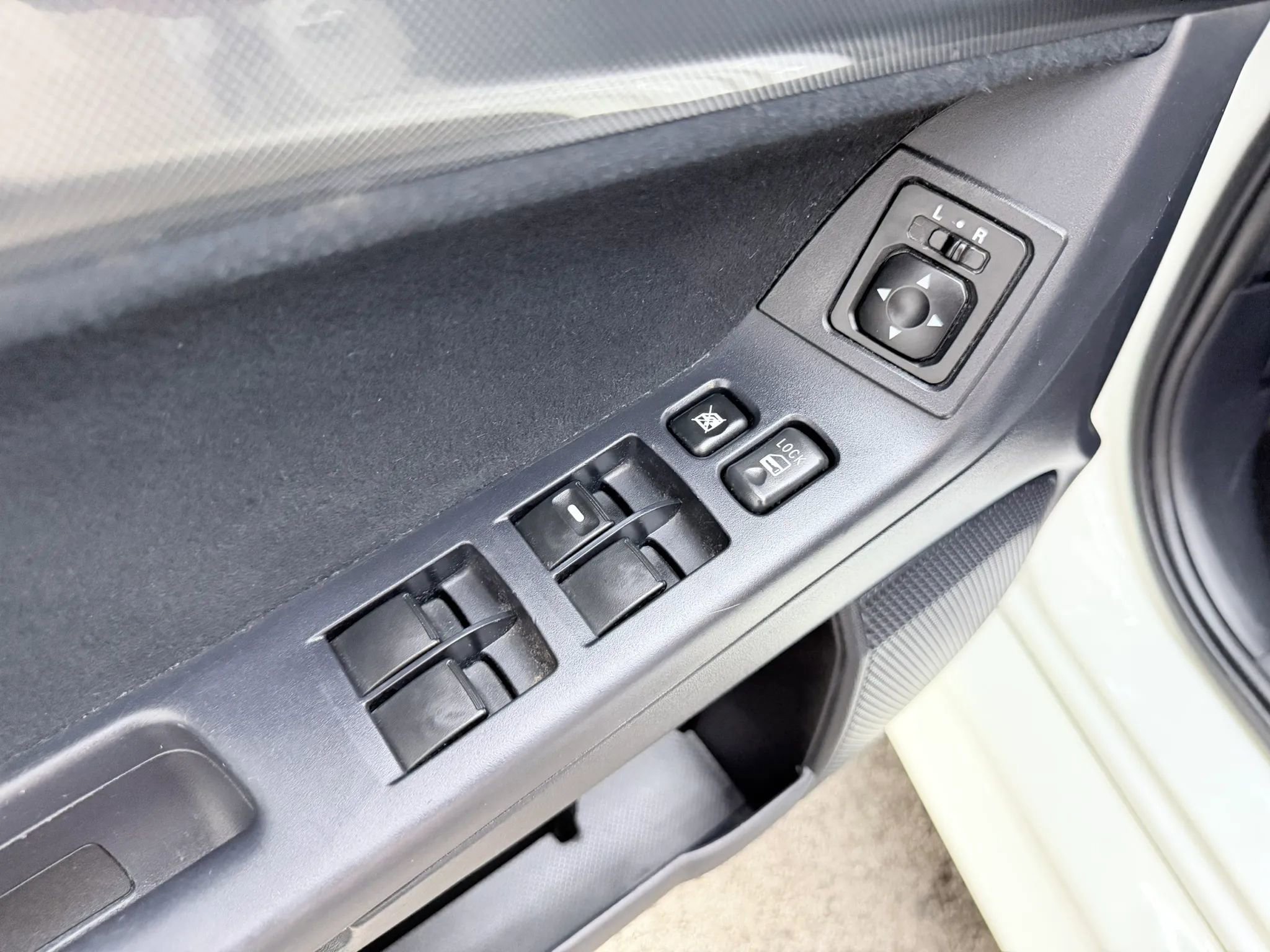 Used 2011 Mitsubishi Lancer Evolution GSR image 8