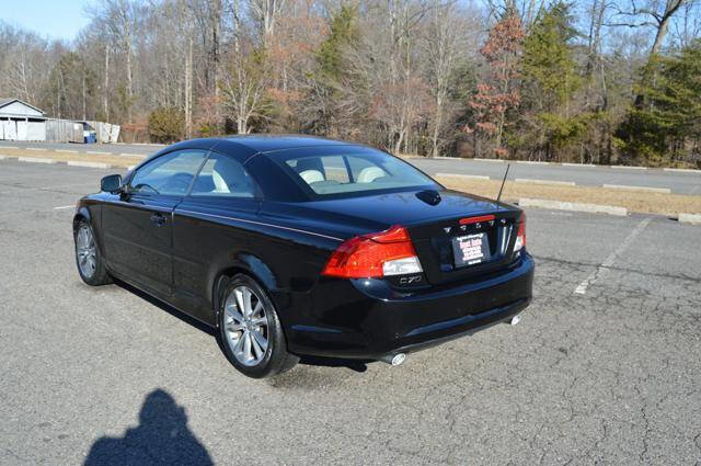Used 2011 Volvo C70 T5 w/ Convenience Pkg image 57
