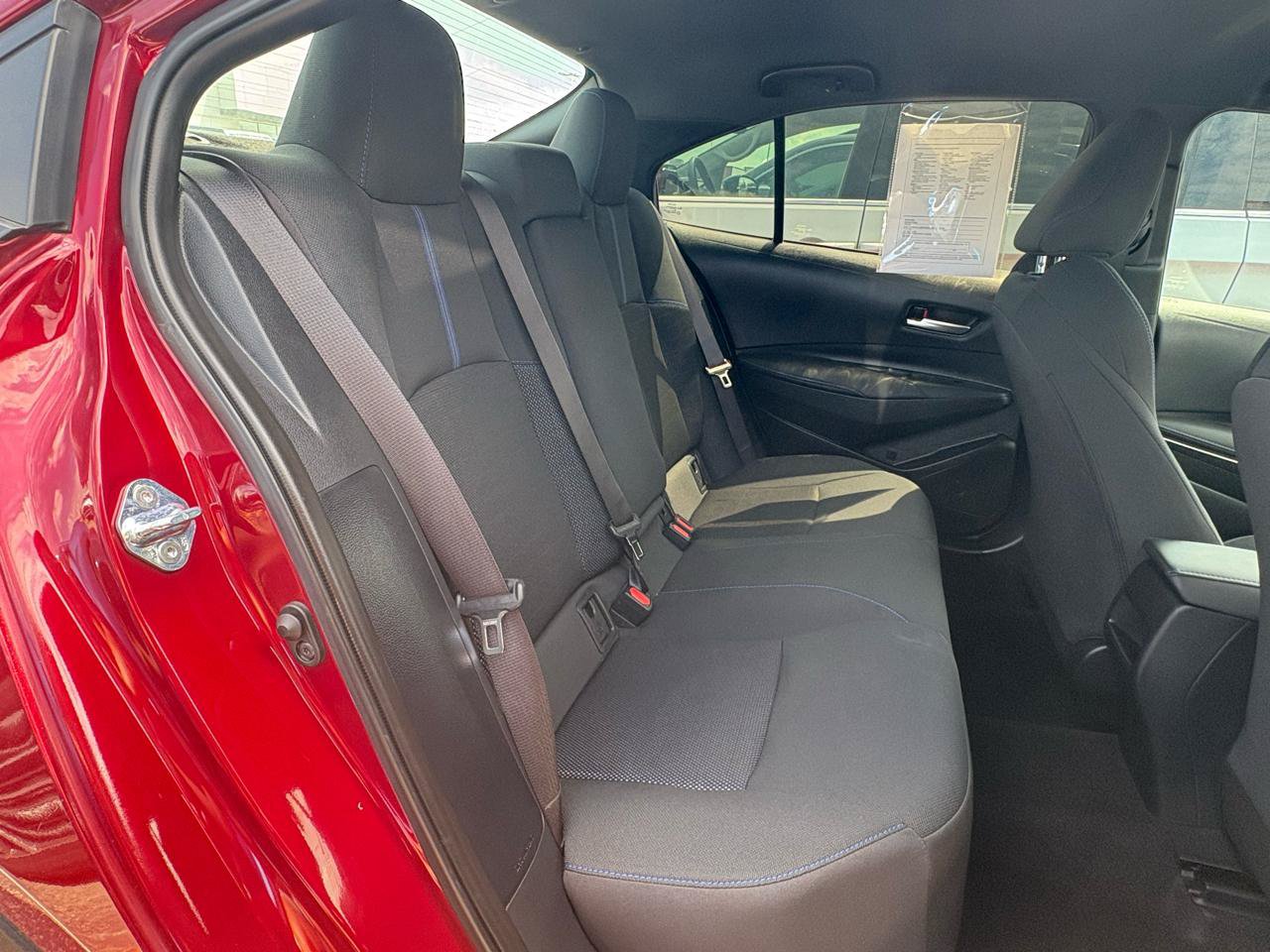 Used 2022 Toyota Corolla SE FWD image 25