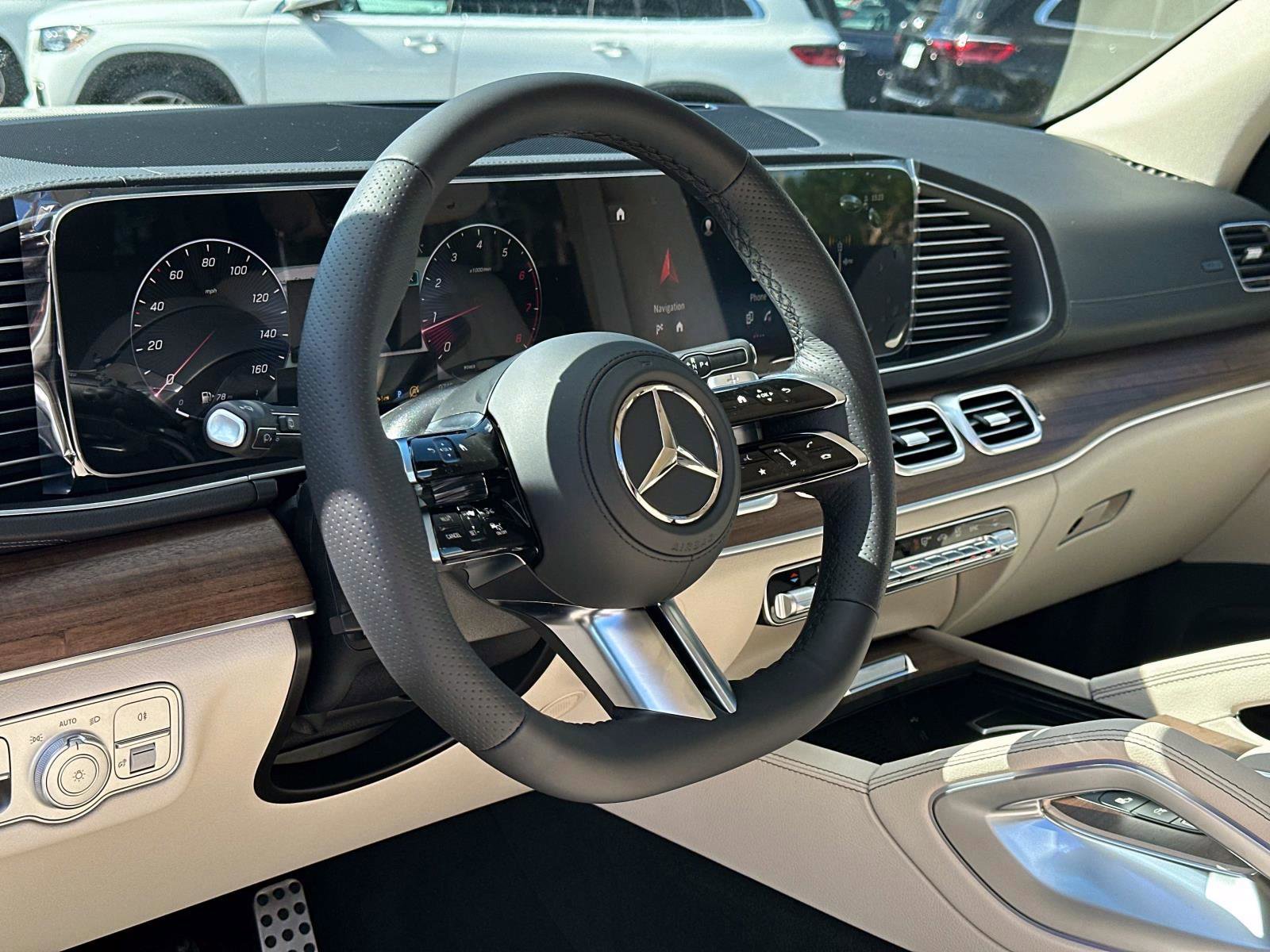 New 2026 Mercedes-Benz GLS 450 4MATIC image 29