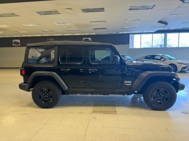 Used 2021 Jeep Wrangler Unlimited Sport AWD/4WD image 5