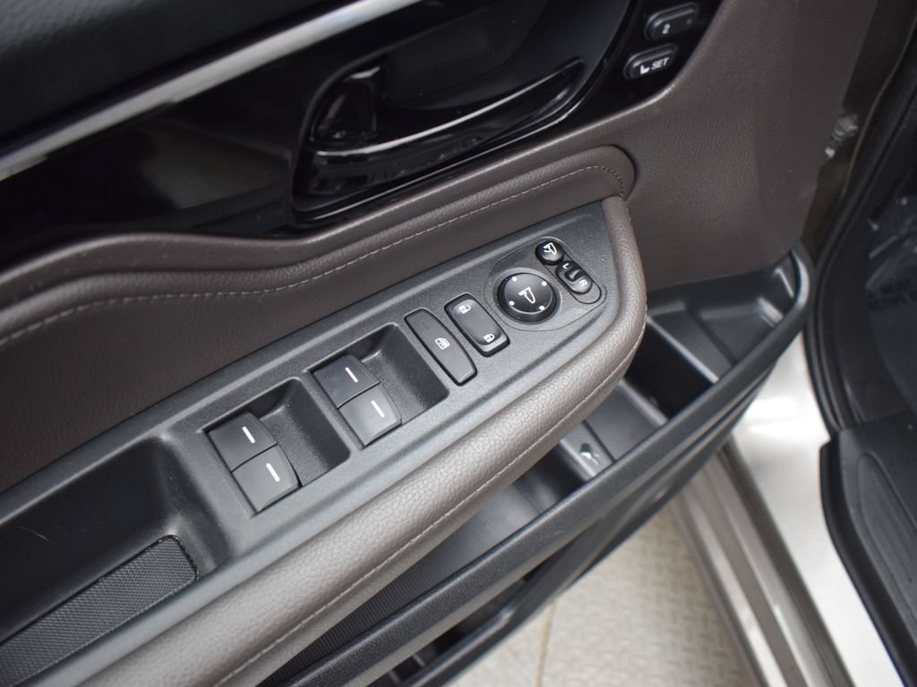 Used 2018 Honda Odyssey Elite image 17
