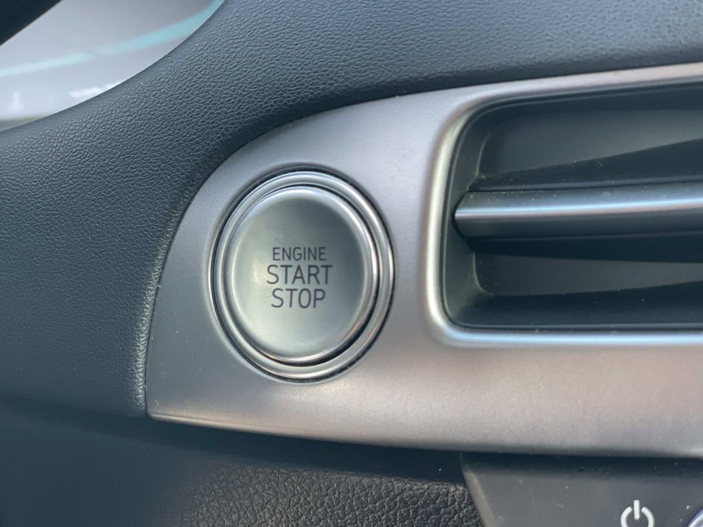 Used 2024 Hyundai Palisade SEL image 16