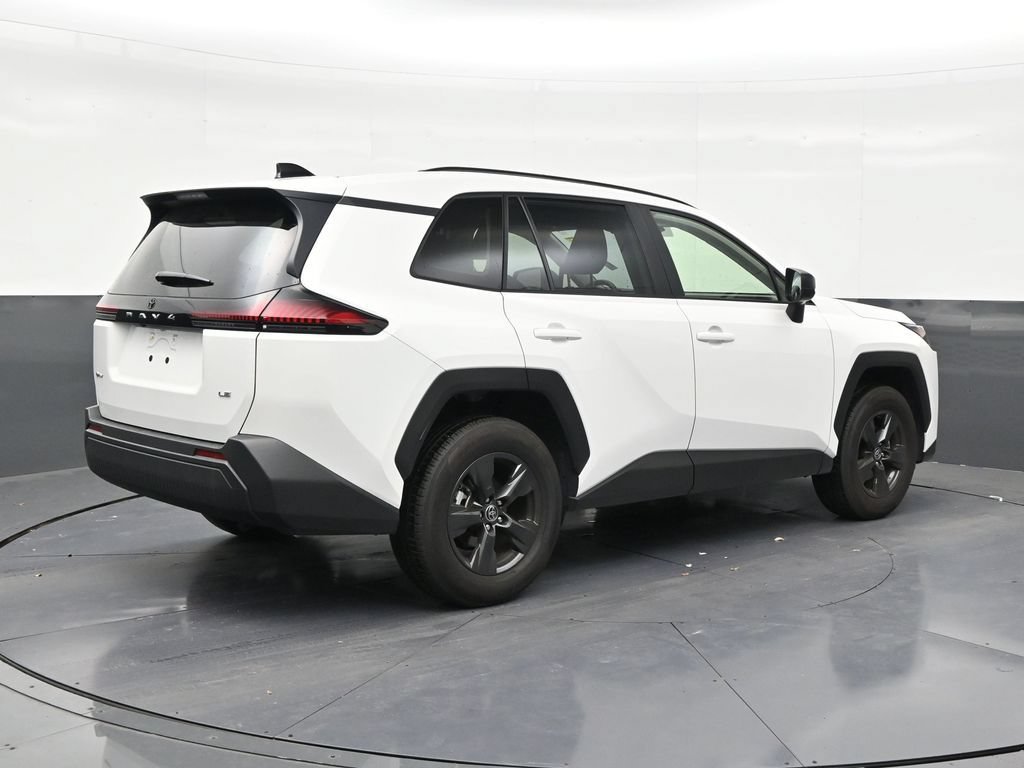 Used 2026 Toyota RAV4 LE FWD image 5