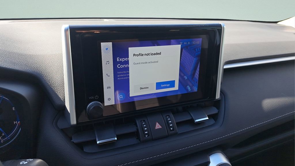 Used 2023 Toyota RAV4 XLE Premium image 17