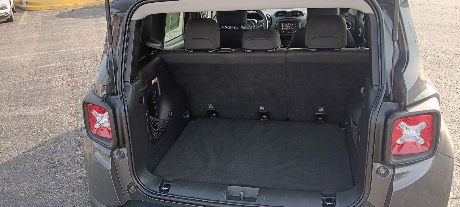 Used 2019 Jeep Renegade Sport image 26