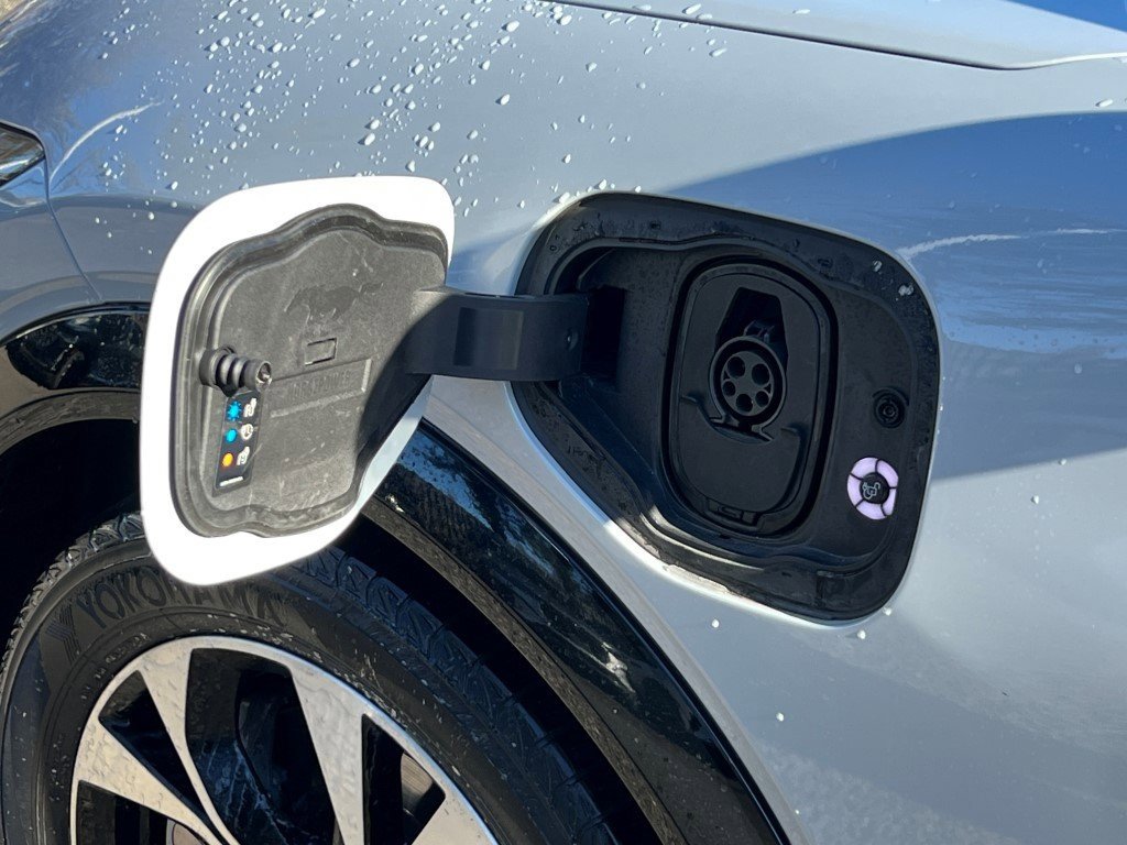 Used 2023 Ford Mustang Mach-E Premium image 7