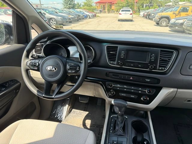 Used 2018 Kia Sedona LX FWD image 8