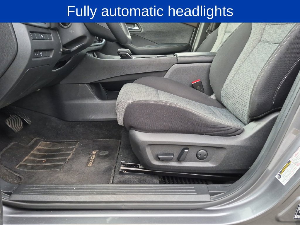 Used 2023 Nissan Rogue SV AWD/4WD image 10