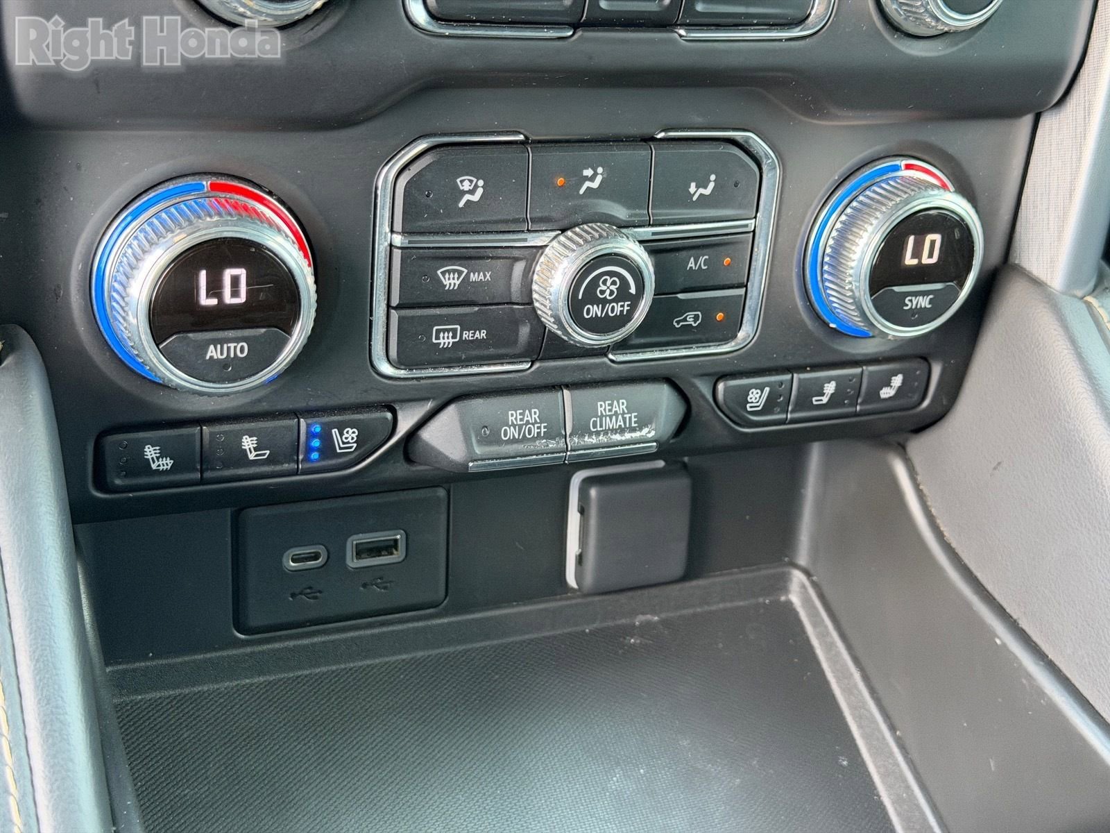Used 2023 GMC Yukon SLT AWD/4WD image 28