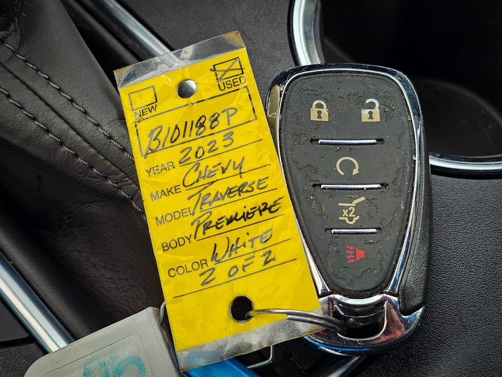 Used 2023 Chevrolet Traverse Premier AWD/4WD image 46
