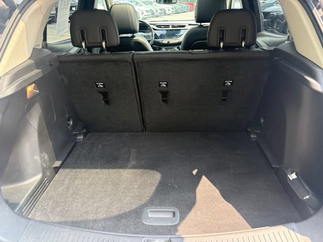 Used 2020 Buick Encore GX Essence w/ Experience Buick Package FWD image 7