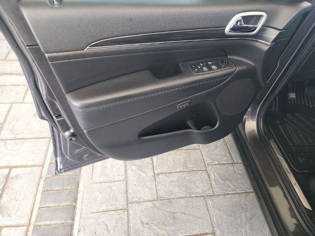 Used 2021 Jeep Grand Cherokee Limited image 29