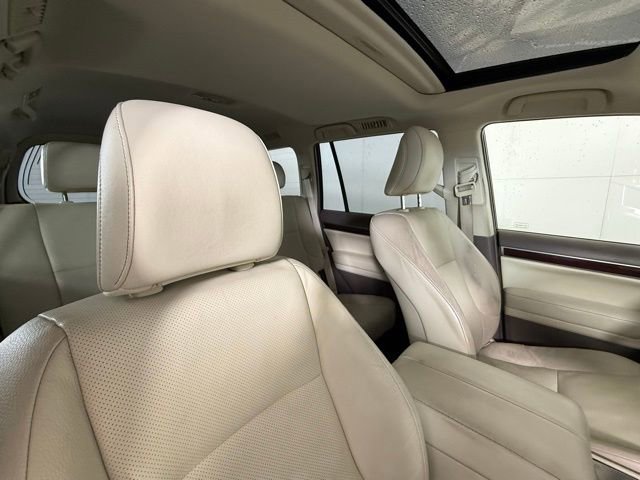 Used 2014 Lexus GX 460 w/ Premium Package image 34