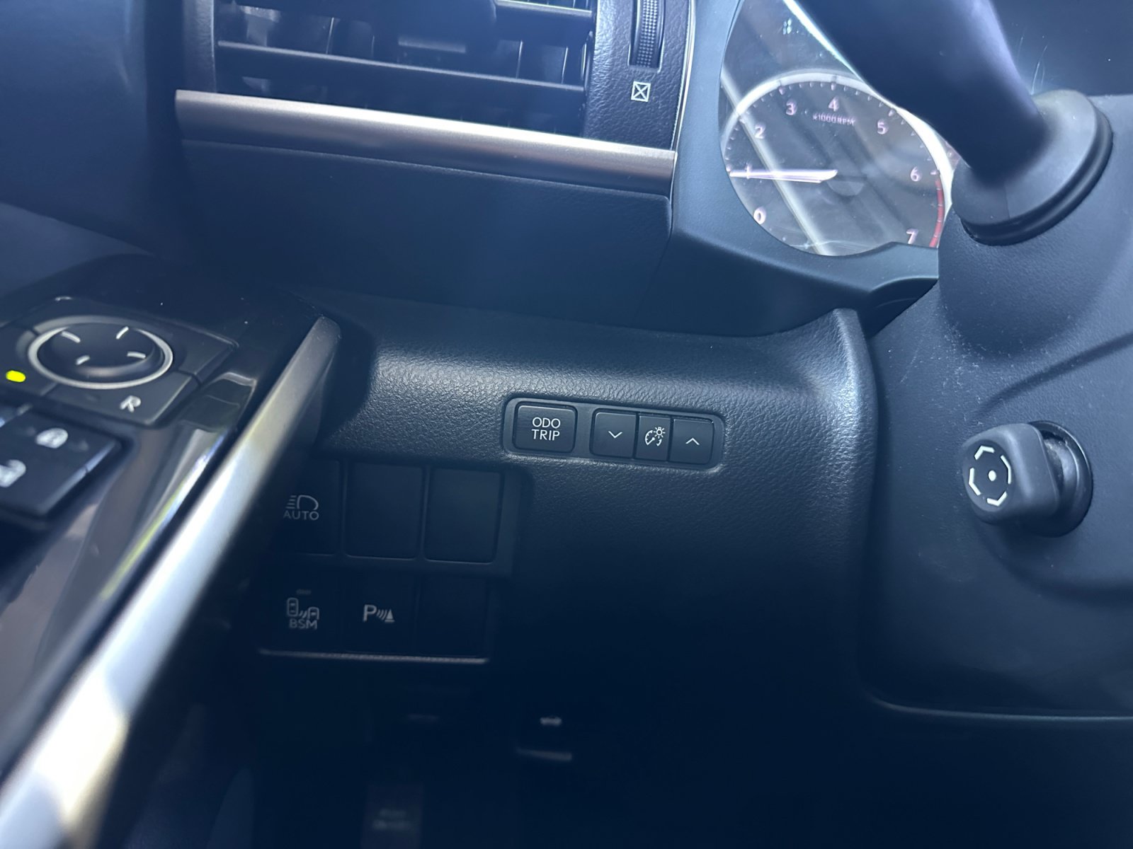 Used 2020 Lexus IS 300 w/ Navigation Package RWD image 18