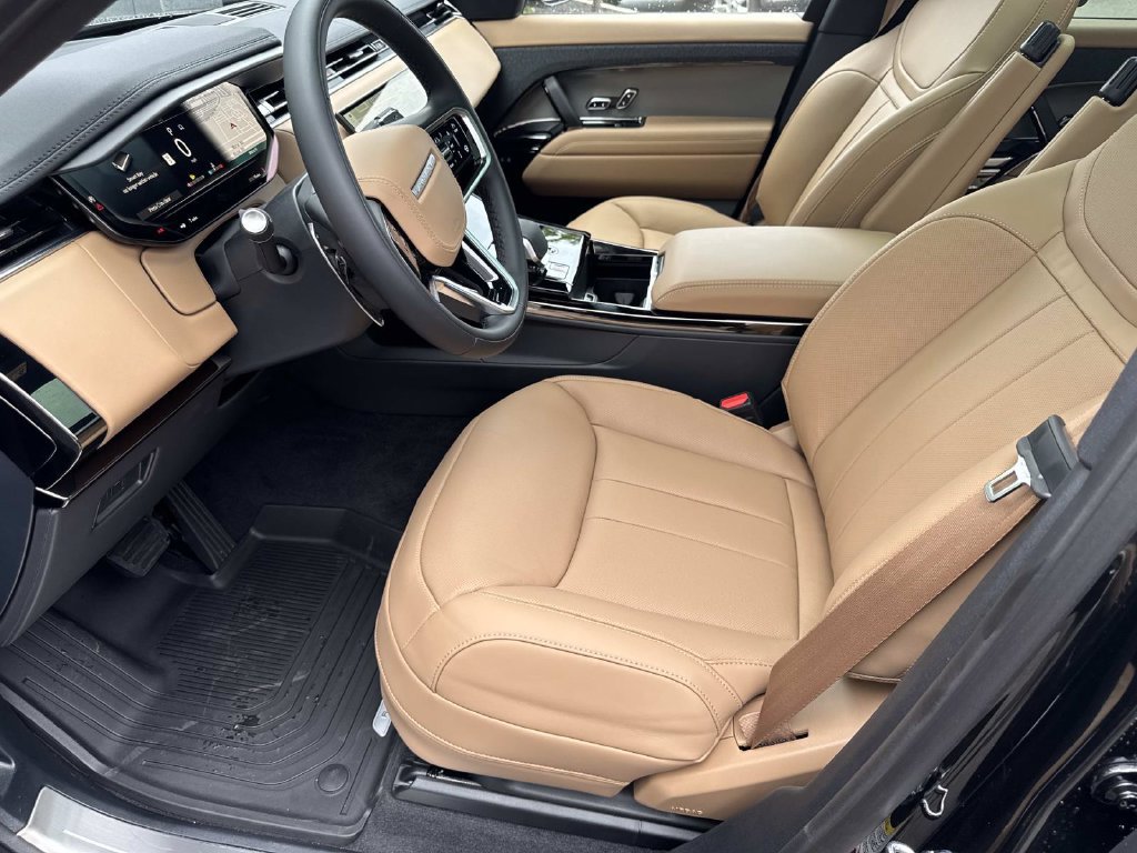 New 2026 Land Rover Range Rover Sport SE AWD/4WD image 22