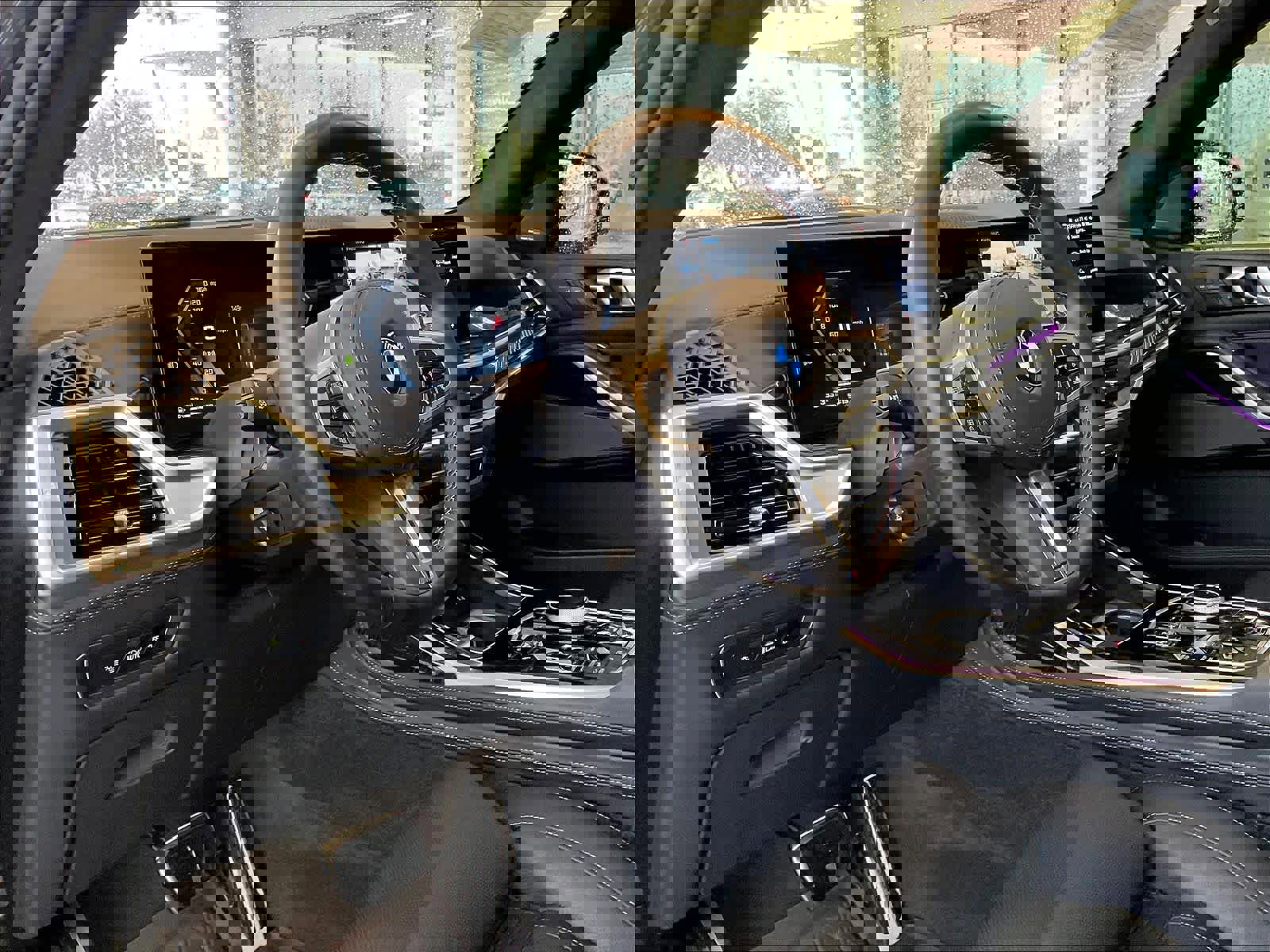 Used 2025 BMW X7 M60i image 16