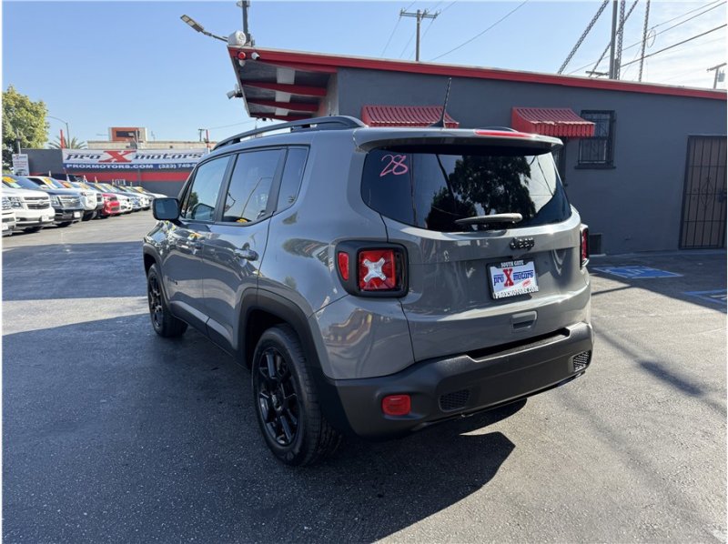 Used 2020 Jeep Renegade Altitude image 50