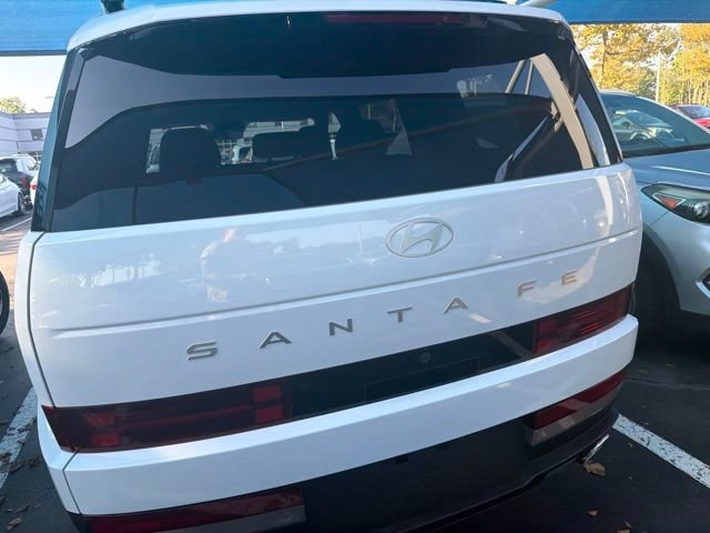 Used 2024 Hyundai Santa Fe Limited FWD image 8