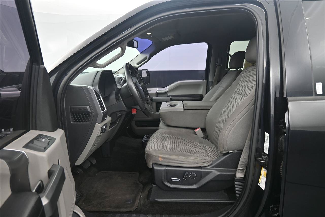 Used 2015 Ford F150 XLT w/ Equipment Group 302A Luxury AWD/4WD image 10