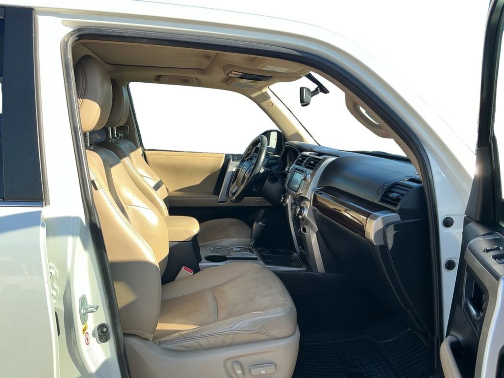 Used 2016 Toyota 4Runner Limited image 22