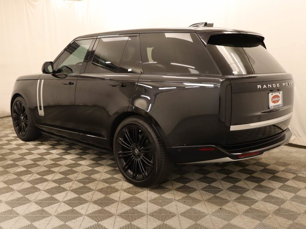 Used 2024 Land Rover Range Rover Autobiography AWD/4WD image 3