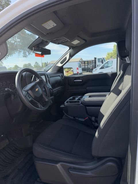 Used 2025 Chevrolet Silverado 1500 W/T image 7
