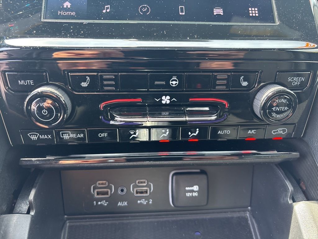 Used 2024 Jeep Grand Cherokee Laredo X w/ Luxury Tech Group I image 12