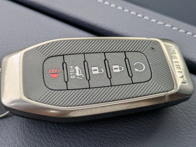 Used 2026 INFINITI QX80 4WD w/ Sport Exterior Package image 33