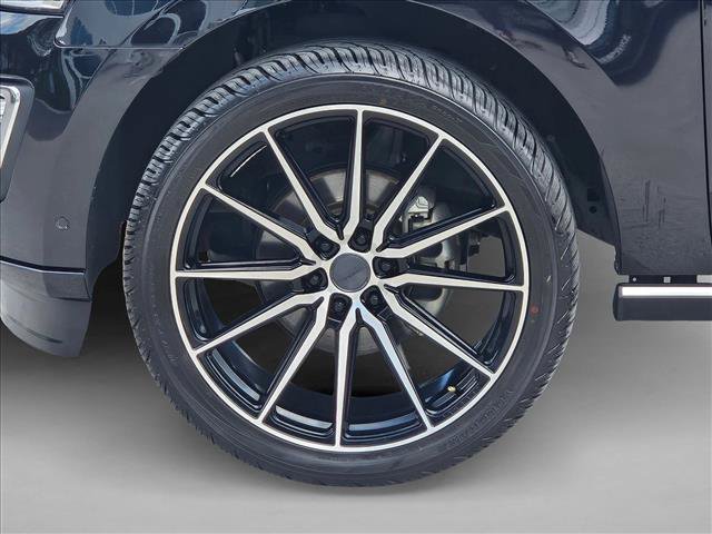 Used 2021 Ford Expedition Platinum AWD/4WD image 25