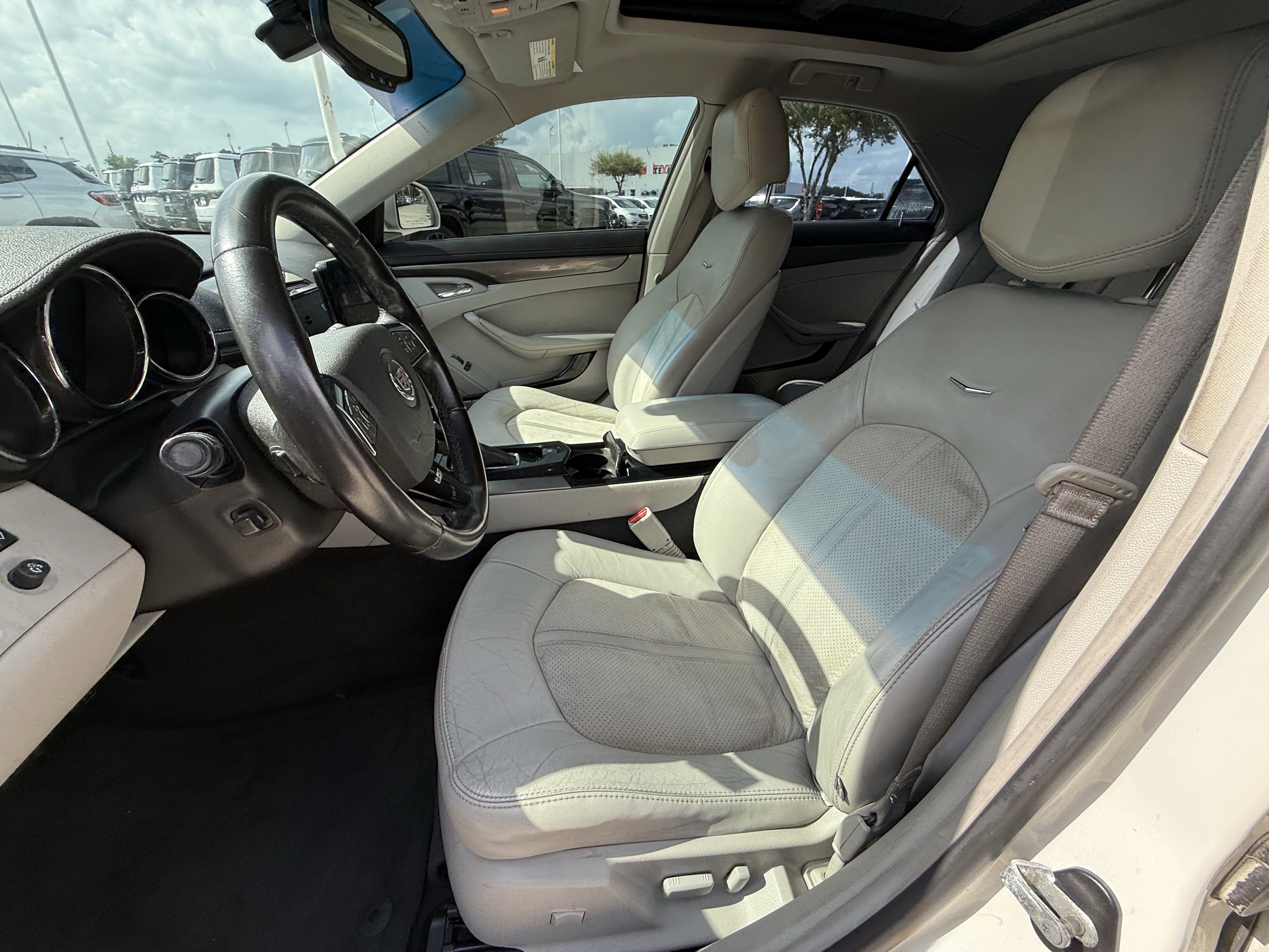 Used 2012 Cadillac CTS V RWD image 29