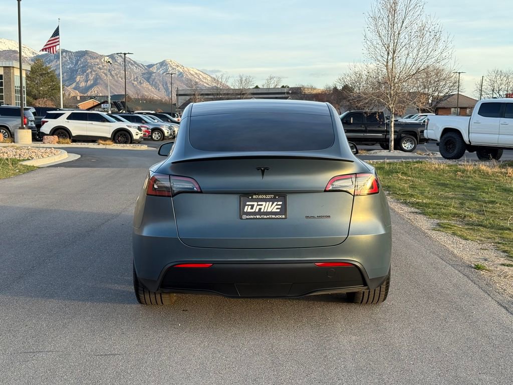 Used 2022 Tesla Model Y Performance AWD/4WD image 10