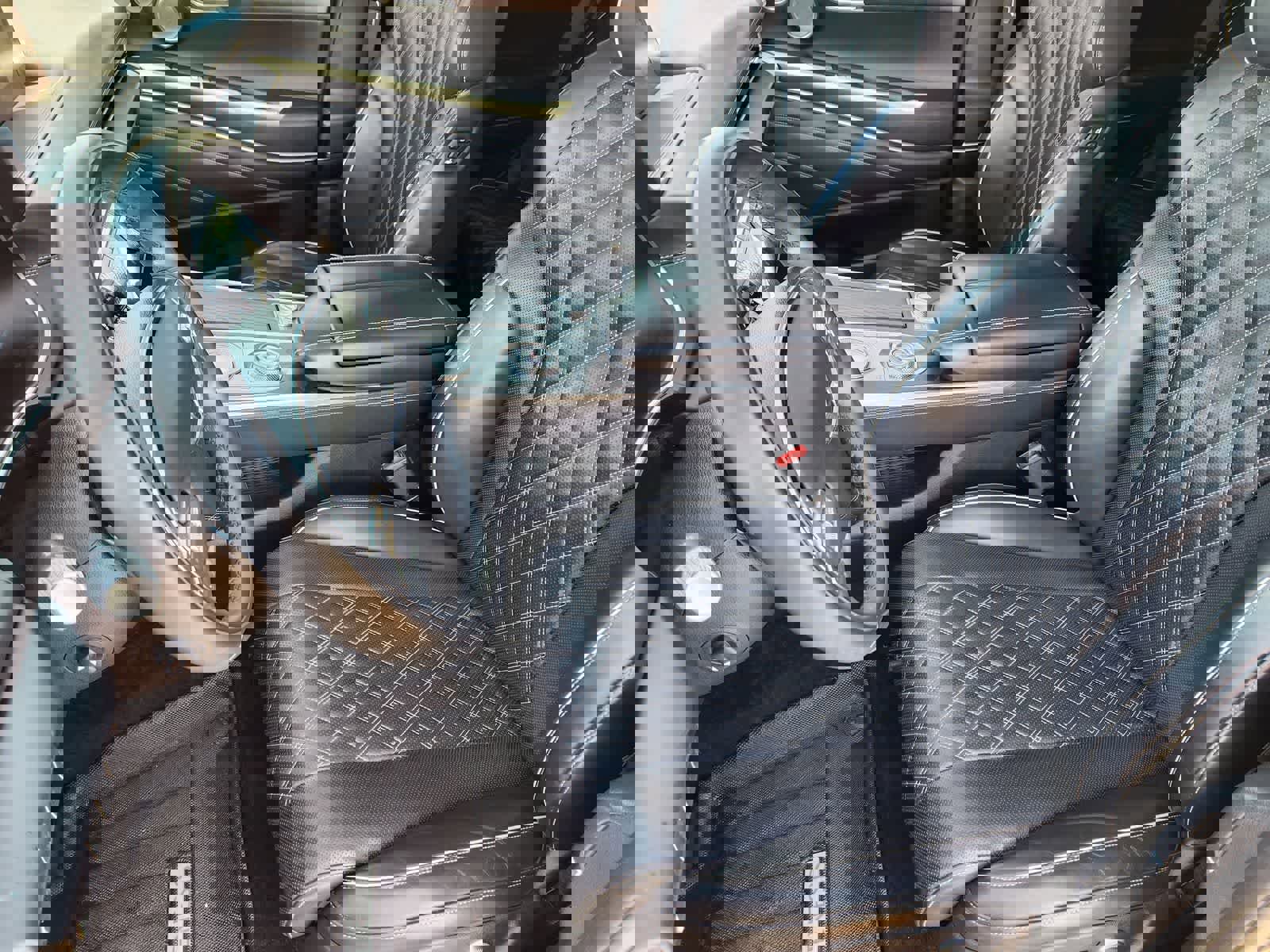 Used 2021 Genesis GV80 3.5T w/ Prestige Package 07 image 12